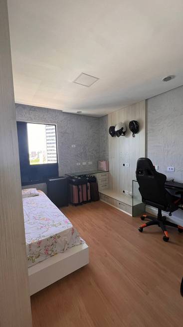 Foto 2 de Apartamento com 3 Quartos à venda, 135m² em Jardins, Aracaju