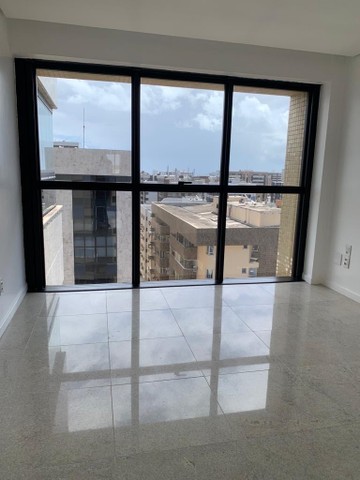 Foto 3 de Apartamento com 3 Quartos à venda, 156m² em Ponta Verde, Maceió