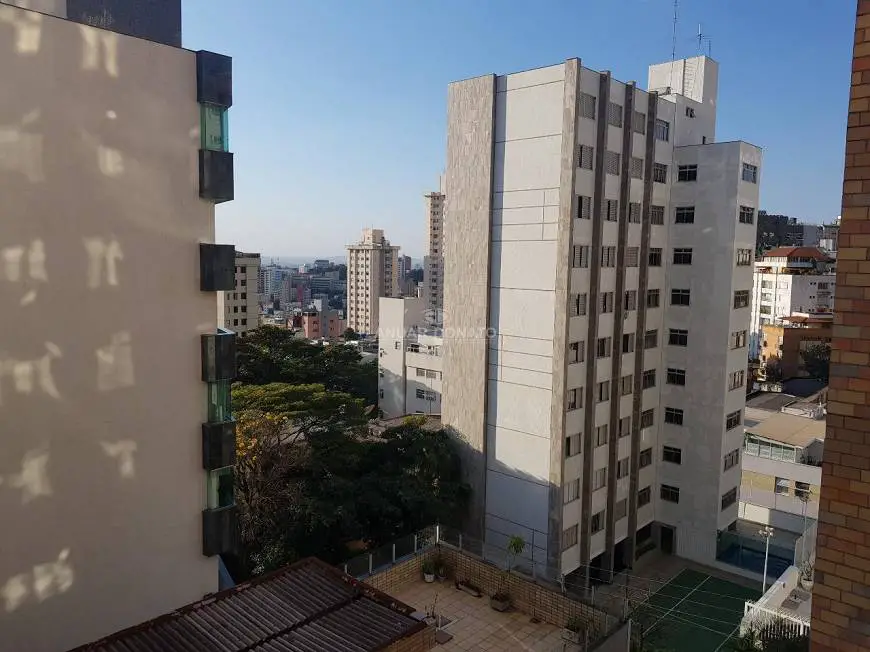 Foto 4 de Apartamento com 4 Quartos à venda, 190m² em Anchieta, Belo Horizonte