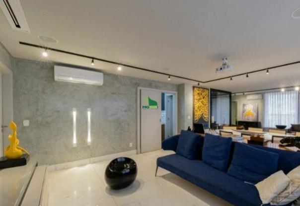 Foto 1 de Apartamento com 4 Quartos à venda, 196m² em Belvedere, Belo Horizonte