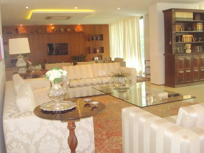 Foto 1 de Apartamento com 4 Quartos à venda, 580m² em Santa Lúcia, Belo Horizonte
