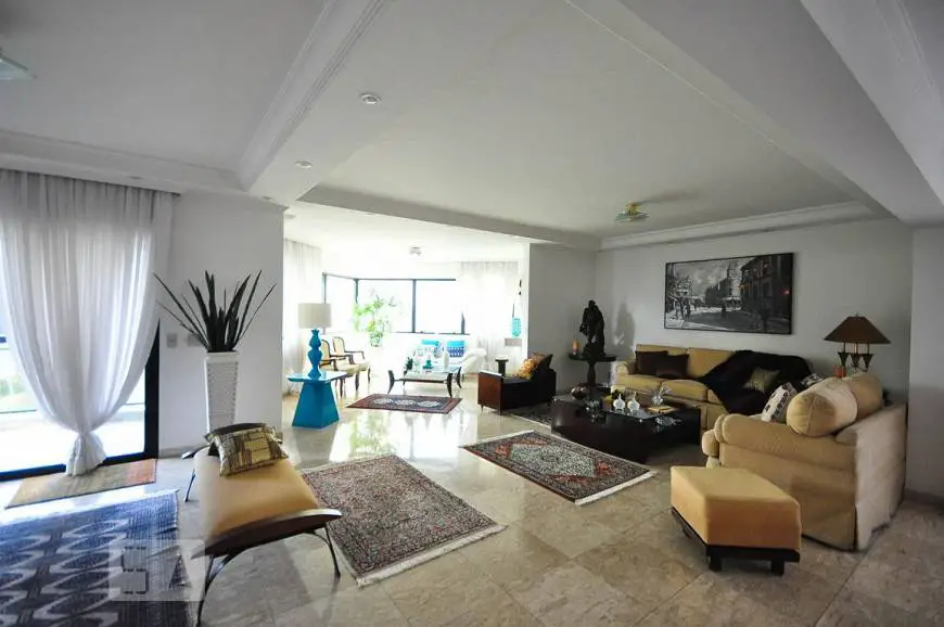 Foto 2 de Apartamento com 5 Quartos para alugar, 347m² em Panamby, São Paulo