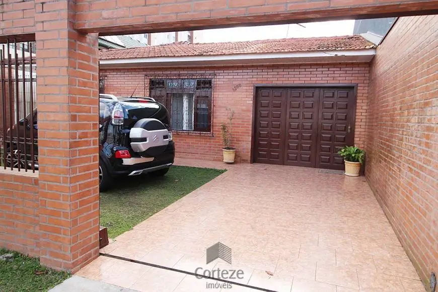 Foto 1 de Casa com 3 Quartos à venda, 230m² em São Pedro, São José dos Pinhais