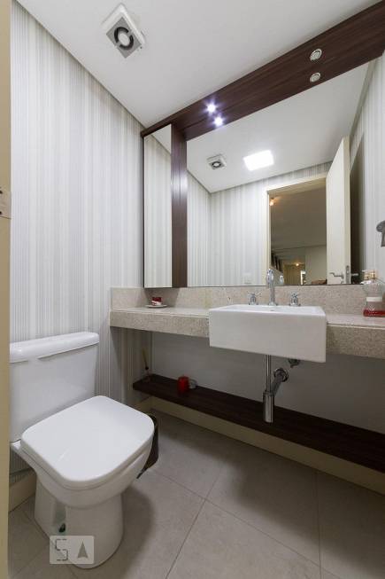 Foto 2 de Apartamento com 1 Quarto para alugar, 65m² em Centro, Florianópolis
