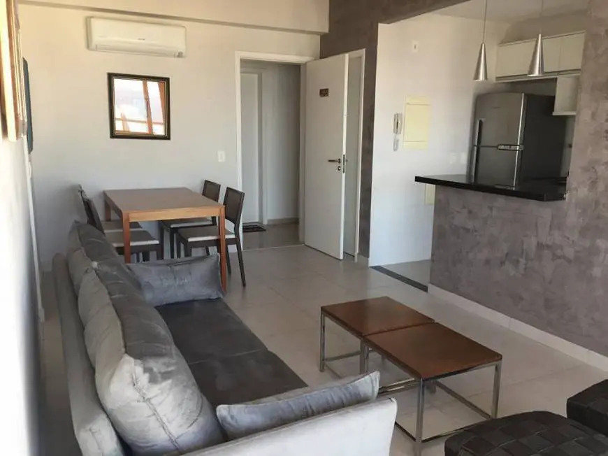 Foto 1 de Apartamento com 1 Quarto para venda ou aluguel, 57m² em Gonzaga, Santos
