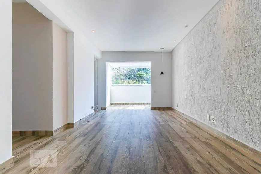 Foto 2 de Apartamento com 2 Quartos para alugar, 78m² em Cambuí, Campinas