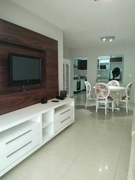 Foto 5 de Apartamento com 2 Quartos para alugar, 85m² em Centro, Balneário Camboriú