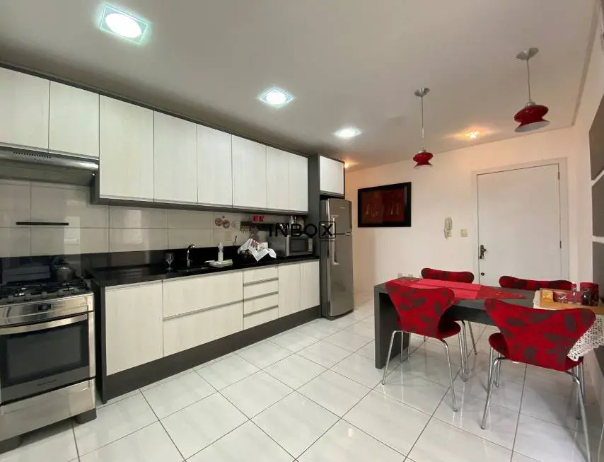 Foto 2 de Apartamento com 2 Quartos para venda ou aluguel, 70m² em Centro, Garibaldi