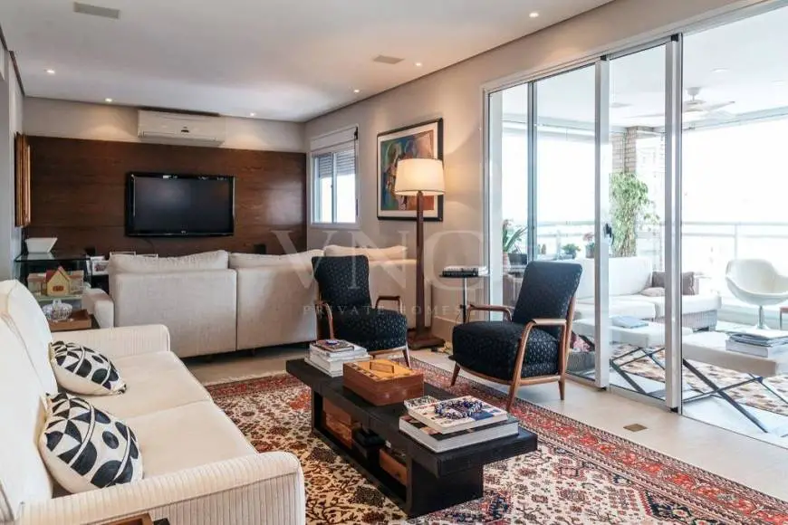 Foto 4 de Apartamento com 2 Quartos para alugar, 162m² em Itaim Bibi, São Paulo