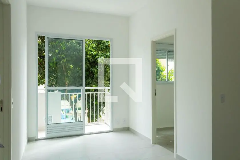 Foto 1 de Apartamento com 2 Quartos para alugar, 38m² em Jardim Marajoara, São Paulo