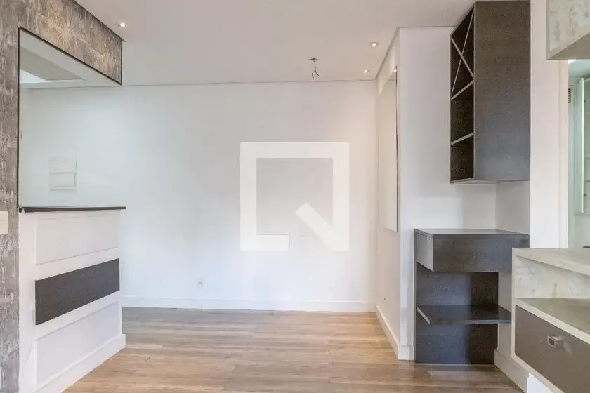 Foto 3 de Apartamento com 2 Quartos para alugar, 46m² em Pompeia, São Paulo