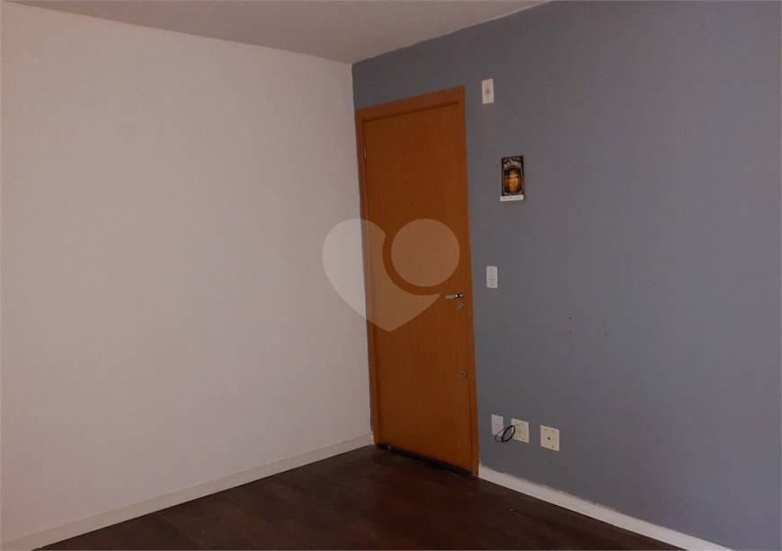 Foto 4 de Apartamento com 2 Quartos à venda, 41m² em São José, Canoas