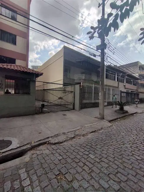 Foto 2 de Apartamento com 2 Quartos para alugar, 60m² em Vista Alegre, Rio de Janeiro