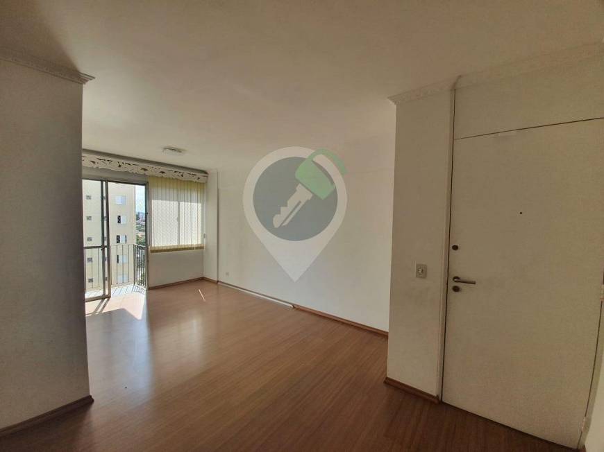 Foto 4 de Apartamento com 3 Quartos para alugar, 74m² em Jardim Londrina, São Paulo