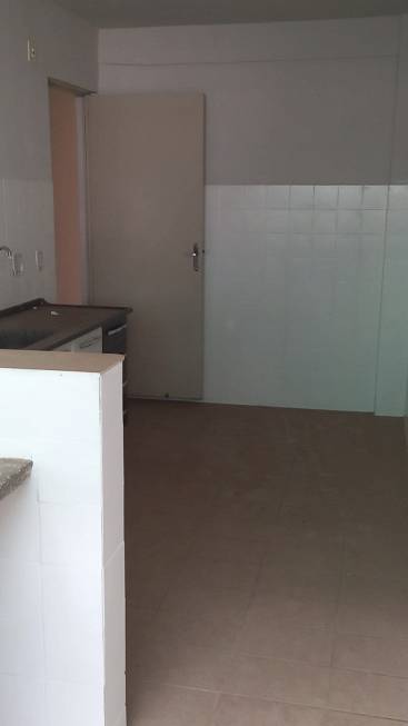 Foto 4 de Apartamento com 3 Quartos para alugar, 70m² em Jardim Tropical, Cuiabá
