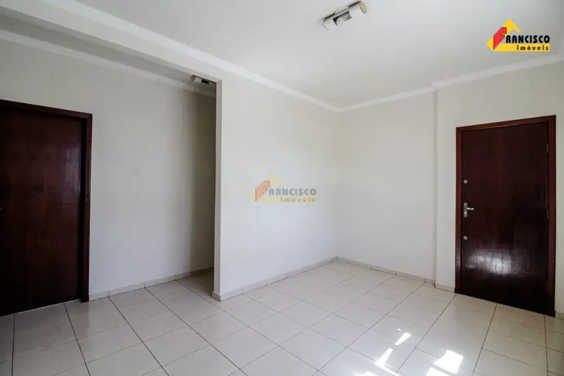 Foto 1 de Apartamento com 3 Quartos para alugar, 86m² em São José, Divinópolis