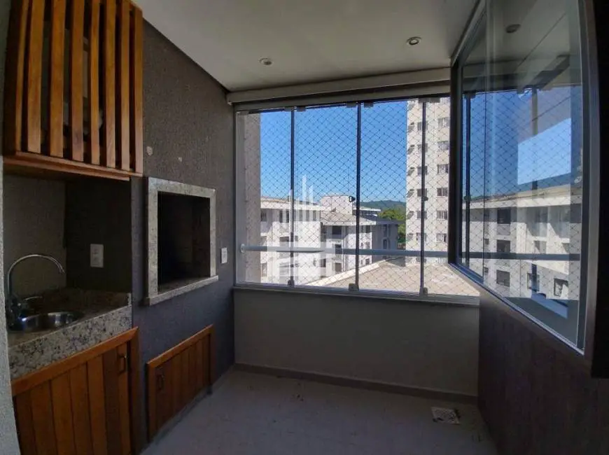 Foto 1 de Apartamento com 3 Quartos para alugar, 75m² em Velha, Blumenau