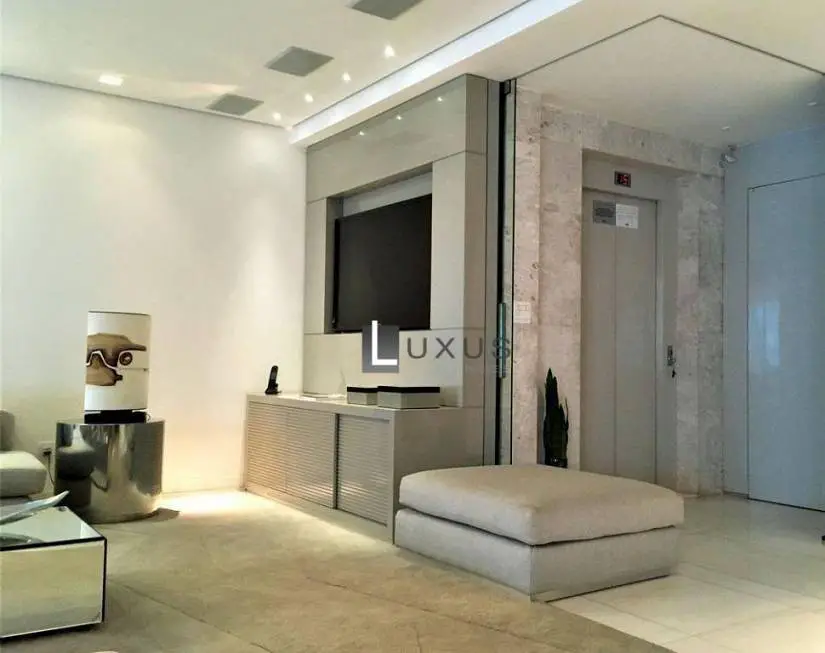 Foto 5 de Apartamento com 4 Quartos para venda ou aluguel, 210m² em Belvedere, Belo Horizonte