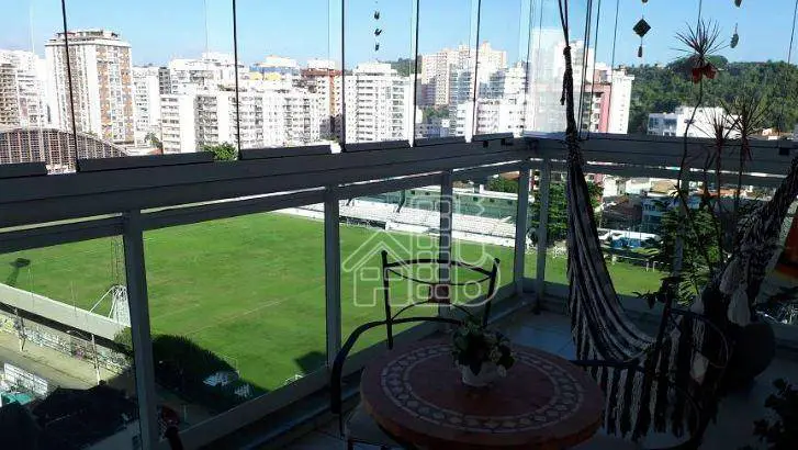 Foto 2 de Apartamento com 4 Quartos à venda, 123m² em Icaraí, Niterói
