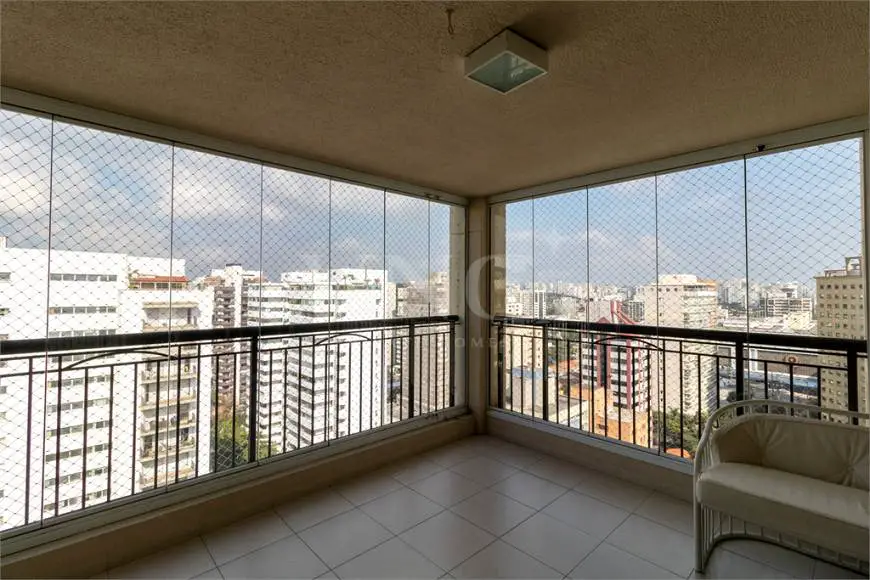 Foto 1 de Apartamento com 4 Quartos para alugar, 164m² em Indianópolis, São Paulo