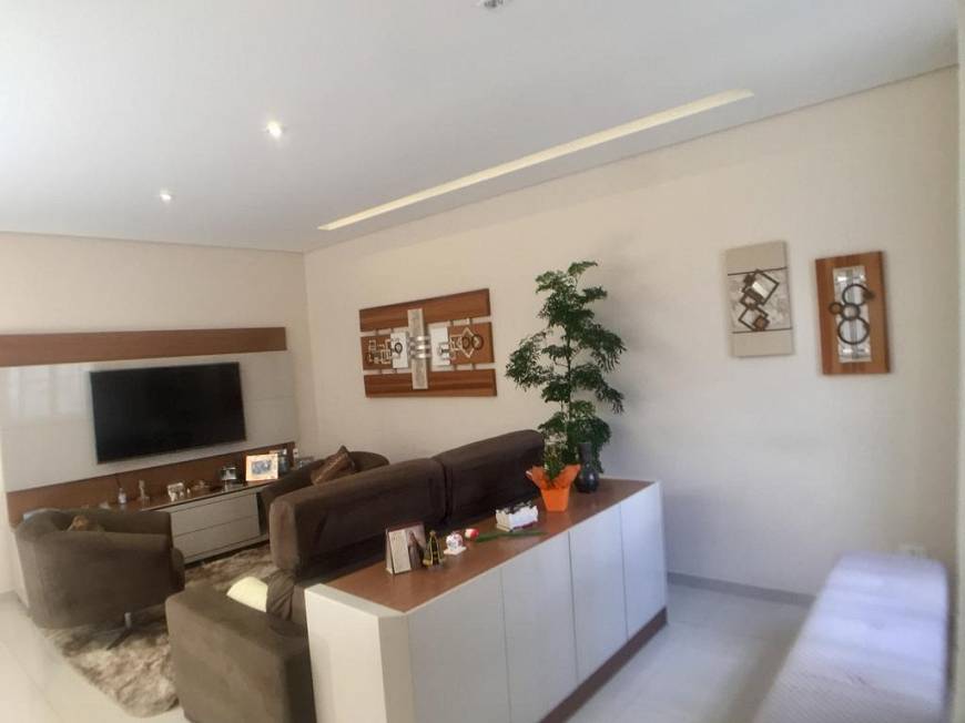 Foto 5 de Apartamento com 4 Quartos à venda, 190m² em Parque Imperial , São Paulo