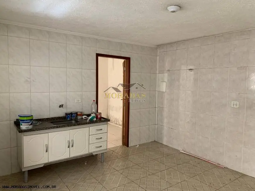 Foto 1 de Casa com 1 Quarto para alugar, 45m² em Campo Limpo, São Paulo