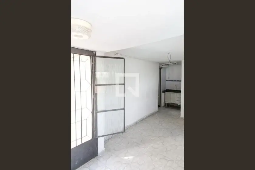 Foto 5 de Casa com 2 Quartos para alugar, 60m² em Vila Nivi, São Paulo