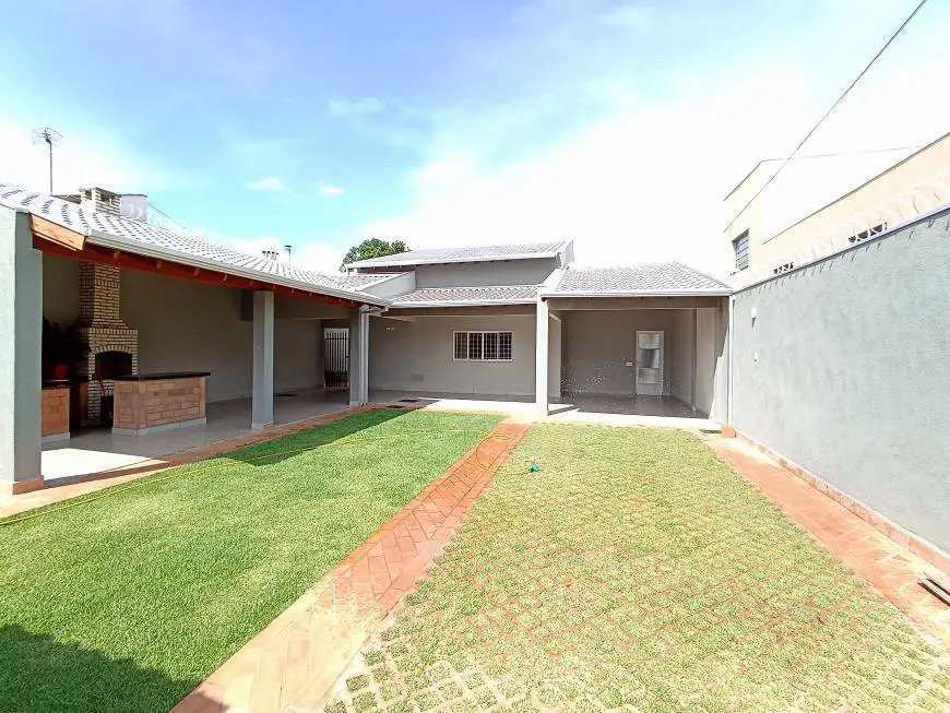 Foto 1 de Casa com 3 Quartos à venda, 360m² em Jardim TV Morena, Campo Grande