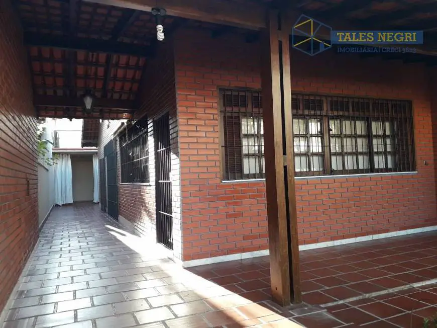 Foto 4 de Casa com 4 Quartos para alugar, 136m² em Jardim Camburi, Vitória