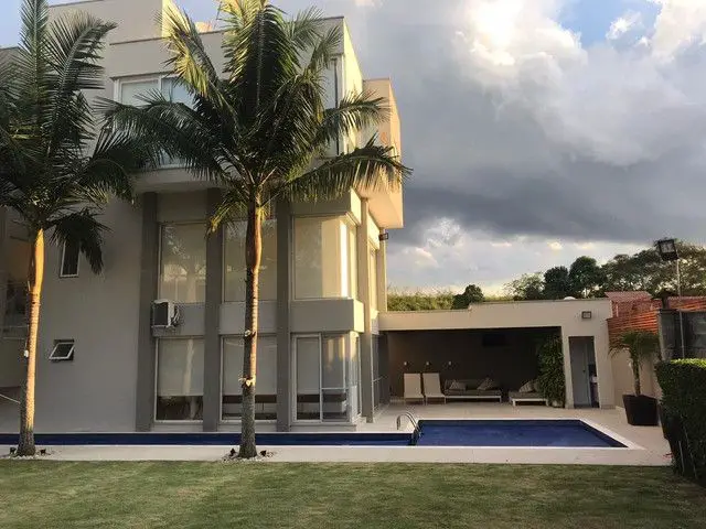 Foto 1 de Casa de Condomínio com 3 Quartos à venda, 800m² em Parque Residencial Itapeti, Mogi das Cruzes