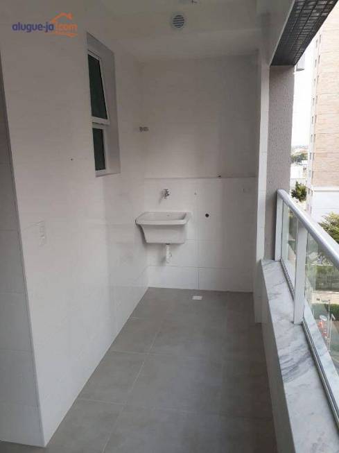 Foto 2 de Apartamento com 2 Quartos para alugar, 80m² em Jardim Aquarius, São José dos Campos