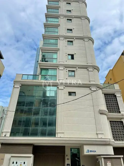 Foto 2 de Apartamento com 2 Quartos à venda, 82m² em Meia Praia, Itapema