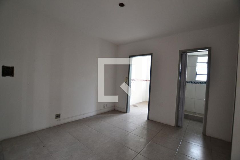 Foto 2 de Apartamento com 2 Quartos à venda, 50m² em Rubem Berta, Porto Alegre