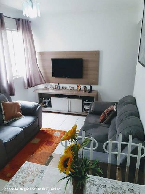 Foto 1 de Apartamento com 2 Quartos à venda, 55m² em Vila Figueira, Suzano