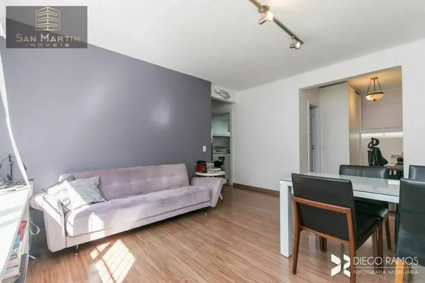 Foto 3 de Apartamento com 3 Quartos à venda, 78m² em Petrópolis, Porto Alegre