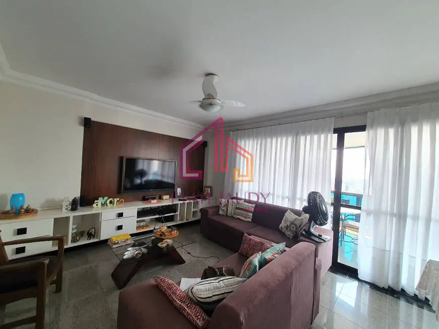 Foto 1 de Apartamento com 3 Quartos à venda, 185m² em Quilombo, Cuiabá