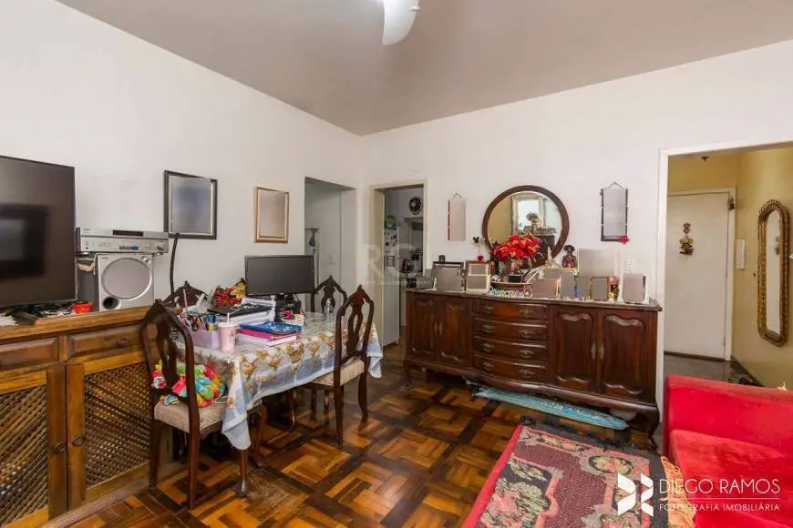 Foto 3 de Apartamento com 3 Quartos à venda, 95m² em Santana, Porto Alegre