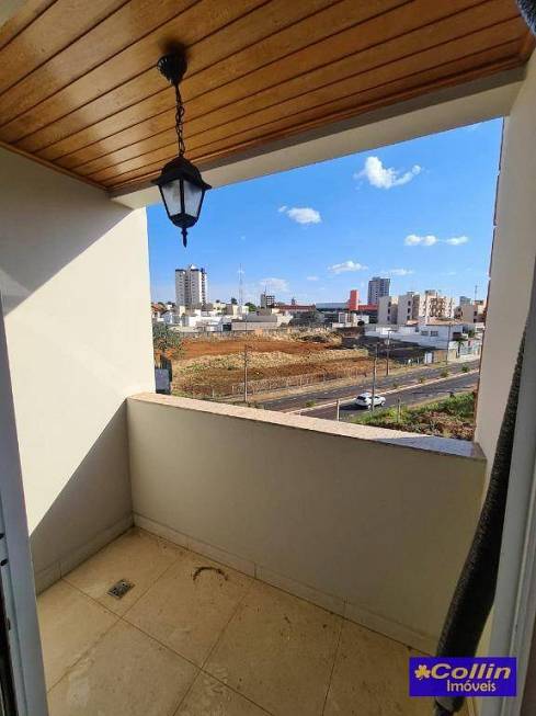 Foto 2 de Apartamento com 3 Quartos à venda, 140m² em São Sebastião, Uberaba