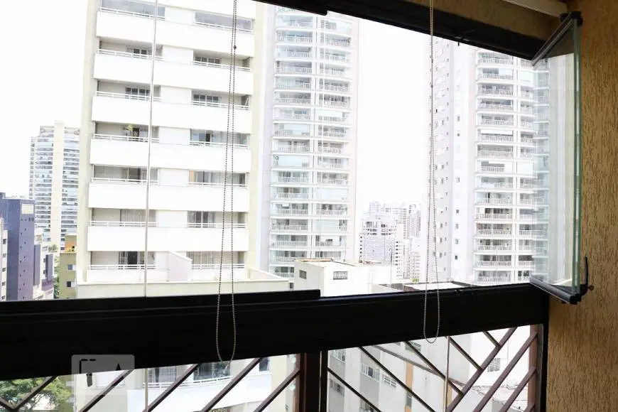 Foto 5 de Apartamento com 3 Quartos para alugar, 77m² em Vila Mariana, São Paulo