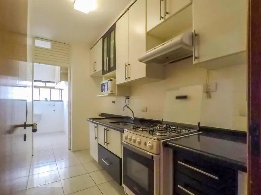 Foto 3 de Apartamento com 3 Quartos para alugar, 77m² em Vila Mariana, São Paulo