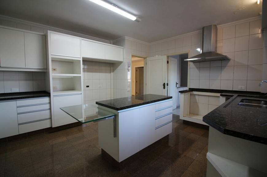 Foto 1 de Apartamento com 4 Quartos à venda, 305m² em Água Verde, Curitiba