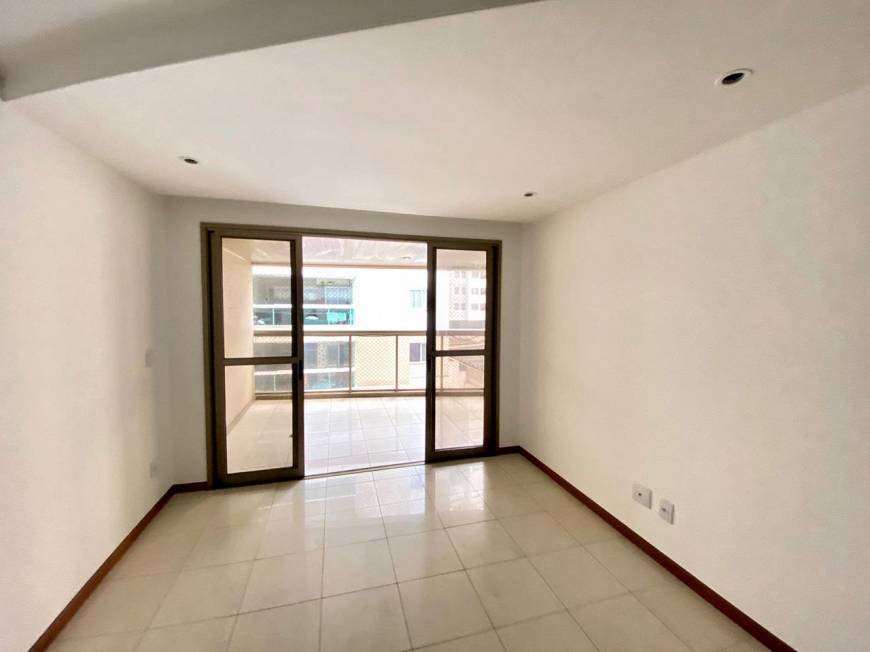 Foto 2 de Apartamento com 4 Quartos à venda, 160m² em Itapuã, Vila Velha