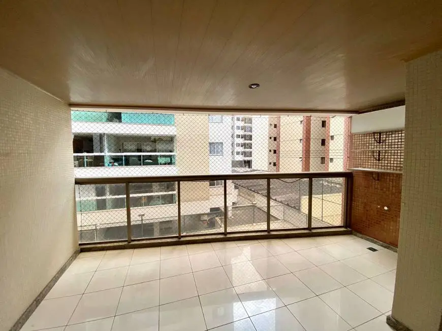 Foto 4 de Apartamento com 4 Quartos à venda, 160m² em Itapuã, Vila Velha