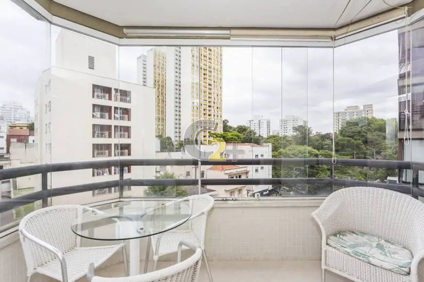 Foto 5 de Apartamento com 4 Quartos à venda, 122m² em Perdizes, São Paulo