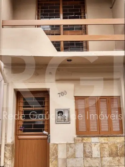 Foto 1 de Casa com 2 Quartos à venda, 64m² em Menino Deus, Porto Alegre