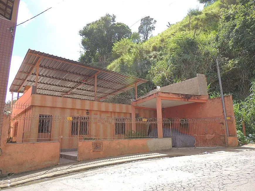 Foto 1 de Casa com 2 Quartos à venda, 155m² em Santa Luzia, Juiz de Fora
