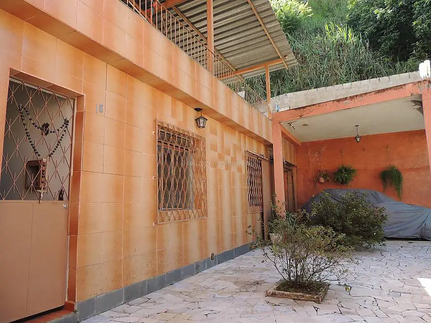 Foto 2 de Casa com 2 Quartos à venda, 155m² em Santa Luzia, Juiz de Fora