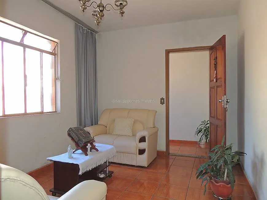 Foto 4 de Casa com 2 Quartos à venda, 155m² em Santa Luzia, Juiz de Fora