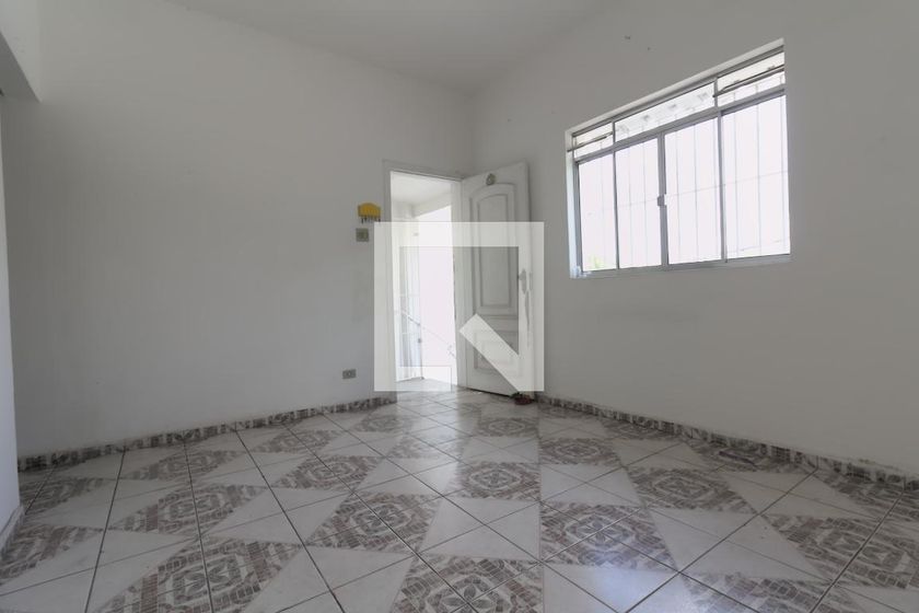 Foto 2 de Casa com 2 Quartos para alugar, 135m² em Vila Romana, São Paulo