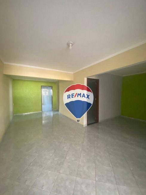Foto 3 de Casa com 3 Quartos para alugar, 250m² em Centro, Solânea